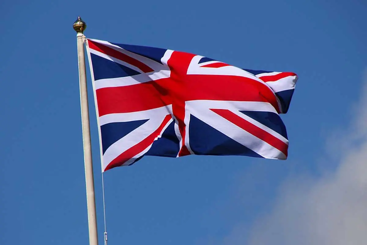 UK Care Sector Relies Heavily on Foreign Workers, Raising Concerns about Exploitation and Long-Term Solutions